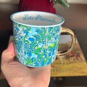 Beautiful new Lilly Pulitzer Tropical Blue and Gold Mug